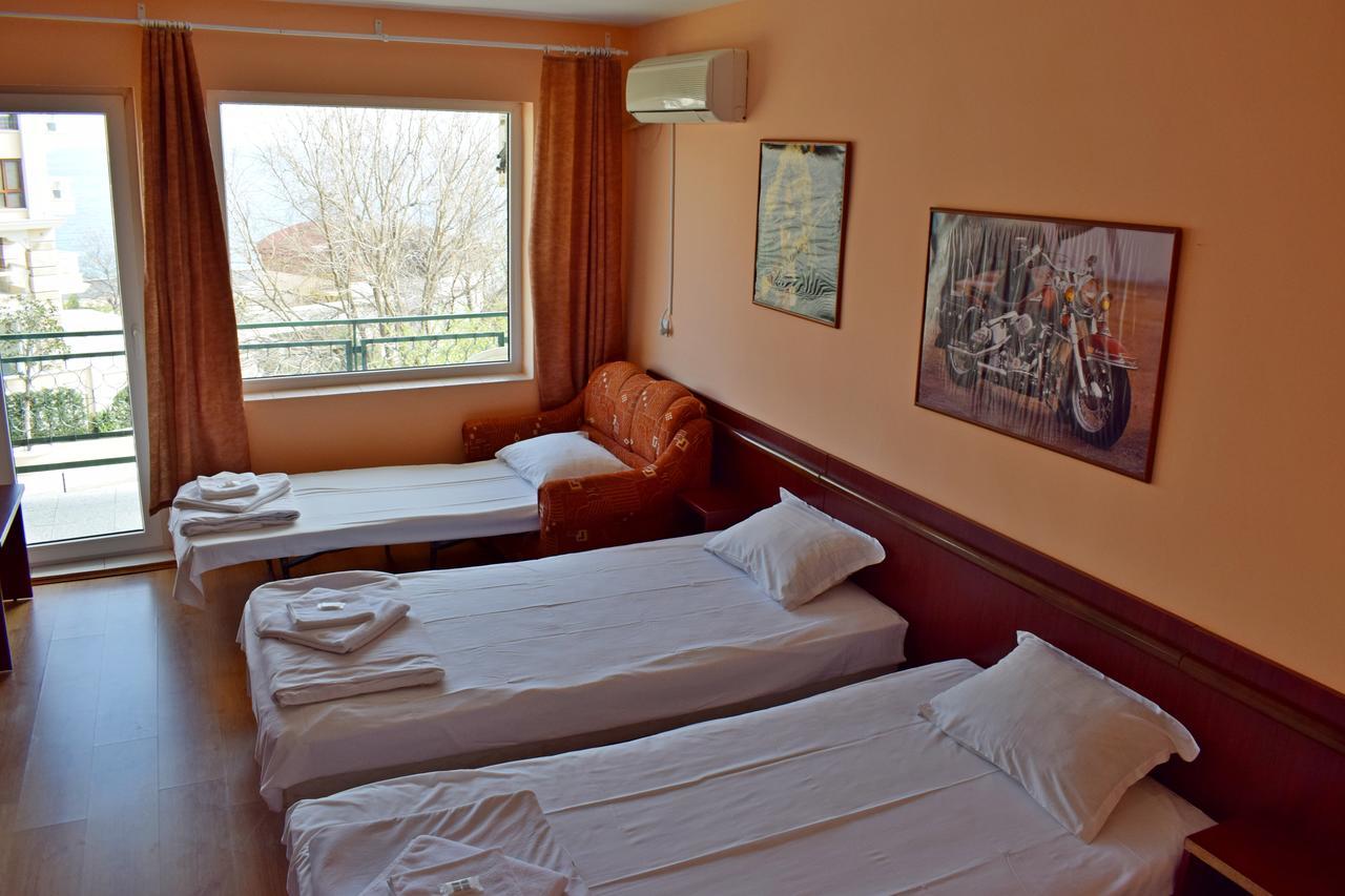Royal Hostel Varna Eksteriør billede